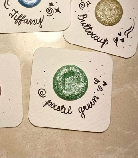 Pastel Green - Dot Card